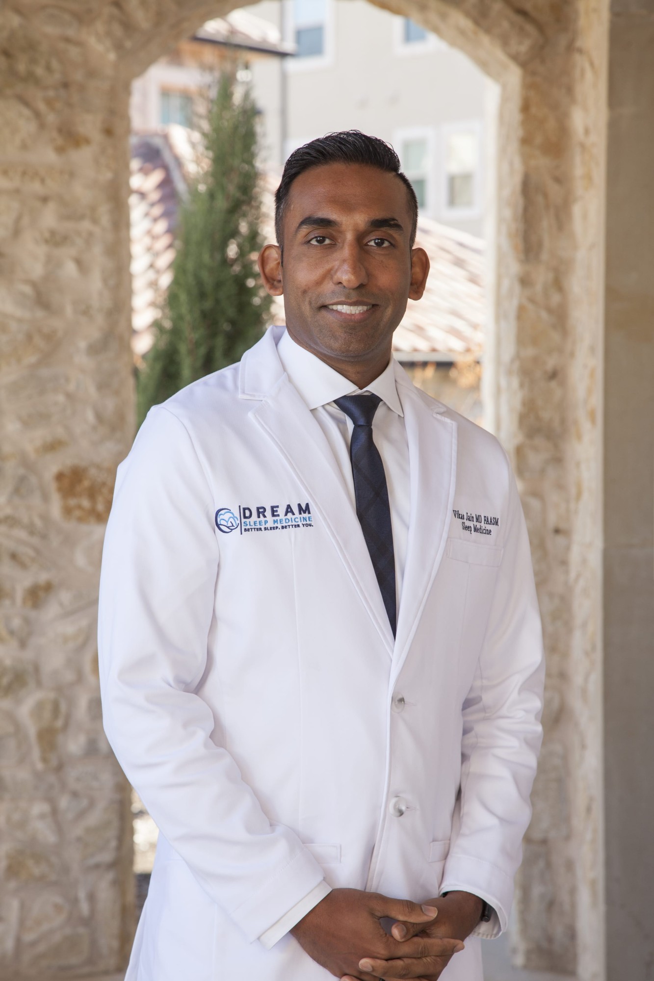 Dr. Vikas Jain